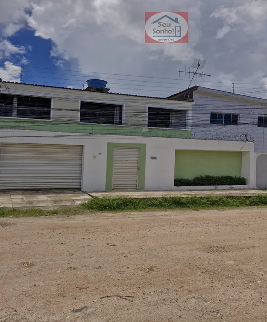 Foto 1 de Casa com 4 Quartos à venda, 200m² em Cordeiro, Recife