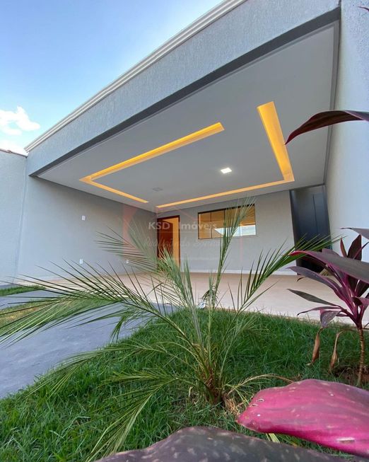 Foto 1 de Casa com 3 Quartos à venda, 138m² em Setor Campinas, Goiânia