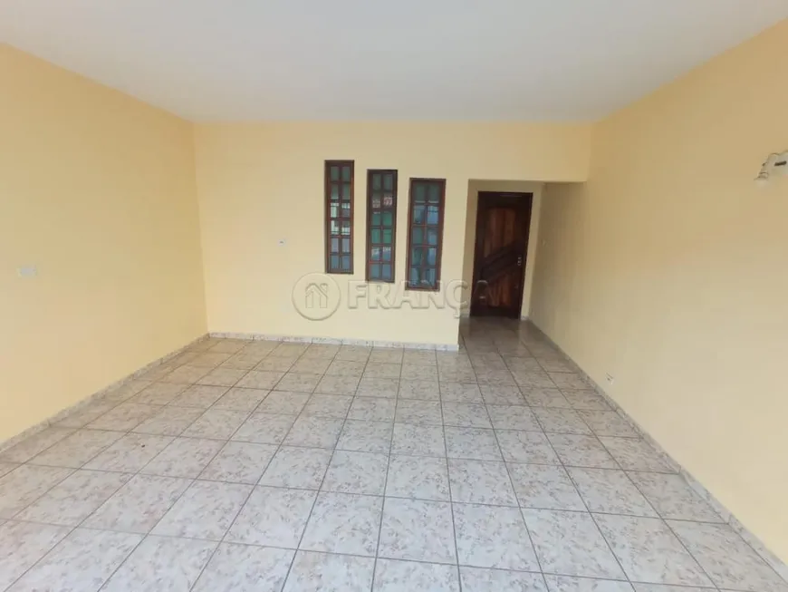 Foto 1 de Casa com 2 Quartos à venda, 157m² em Centro, Jacareí