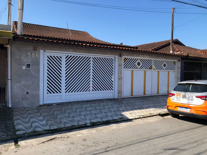 Foto 1 de Casa com 3 Quartos à venda, 122m² em Mirim, Praia Grande