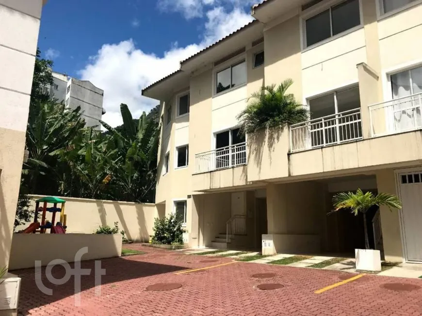 Foto 1 de Casa de Condomínio com 2 Quartos à venda, 121m² em Tijuca, Rio de Janeiro