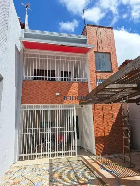 Foto 1 de Casa com 4 Quartos à venda, 170m² em Benfica, Fortaleza