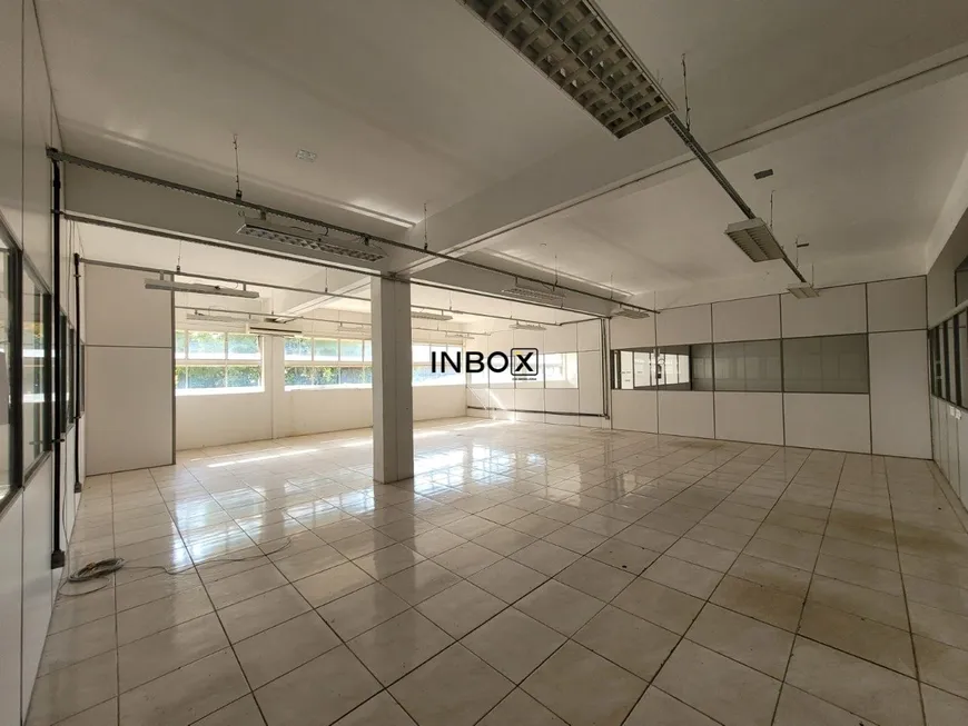 Foto 1 de Prédio Comercial para alugar, 3700m² em Navegantes, Porto Alegre