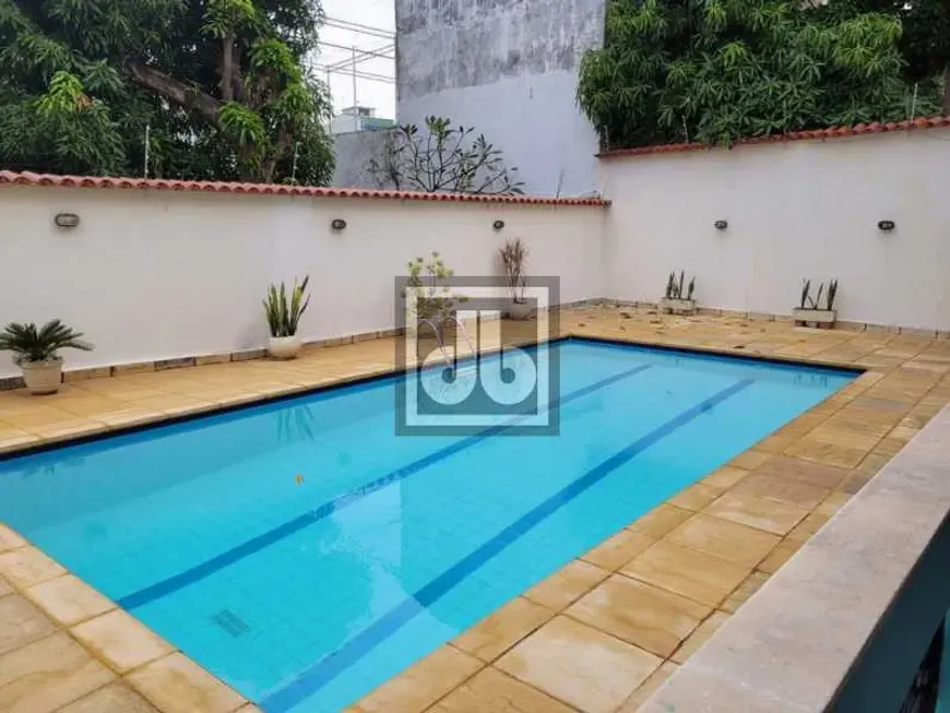 Foto 1 de Casa com 4 Quartos à venda, 300m² em Jardim Guanabara, Rio de Janeiro