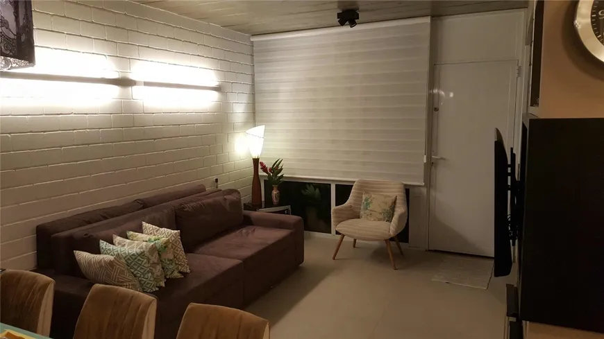 Foto 1 de Sobrado com 3 Quartos à venda, 100m² em Vila Bastos, Santo André