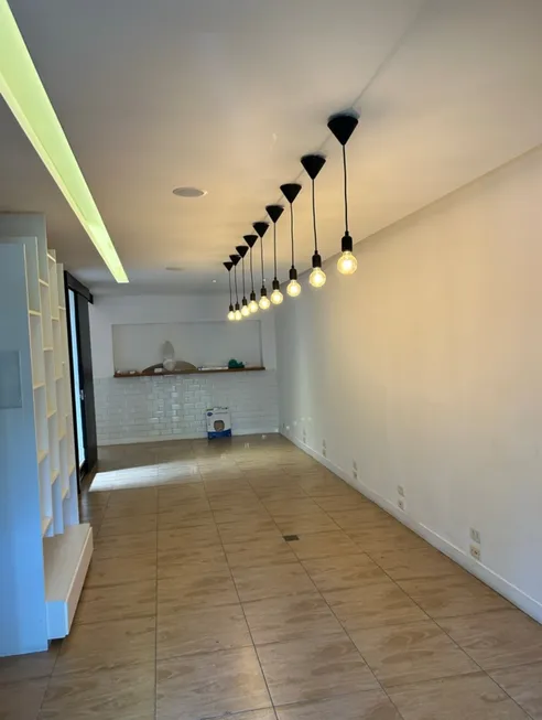 Foto 1 de Casa à venda, 183m² em Campo Belo, São Paulo