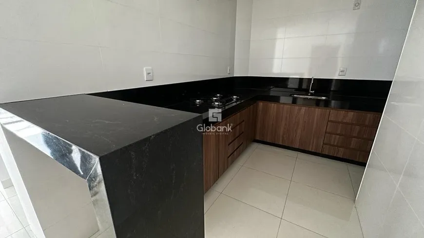 Foto 1 de Apartamento com 3 Quartos à venda, 100m² em Ibituruna, Montes Claros