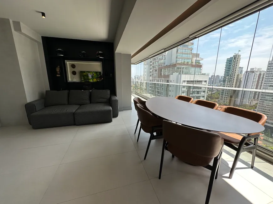 Foto 1 de Apartamento com 1 Quarto à venda, 83m² em Brooklin, São Paulo