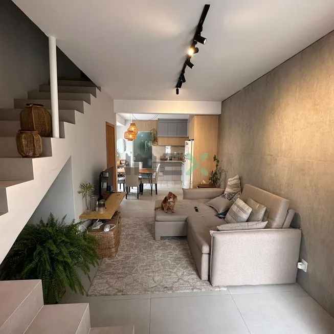 Foto 1 de Casa de Condomínio com 2 Quartos à venda, 80m² em Nova Esperanca, Balneário Camboriú