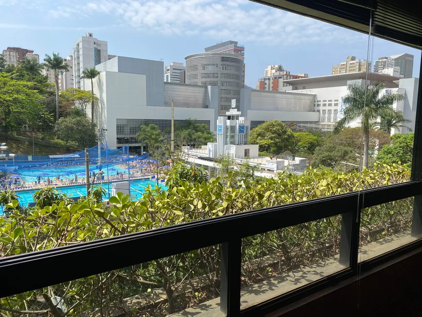 Foto 1 de Apartamento com 4 Quartos à venda, 280m² em Lourdes, Belo Horizonte