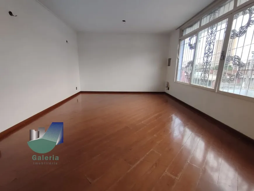 Foto 1 de Casa com 4 Quartos para alugar, 189m² em Jardim São Luiz, Ribeirão Preto