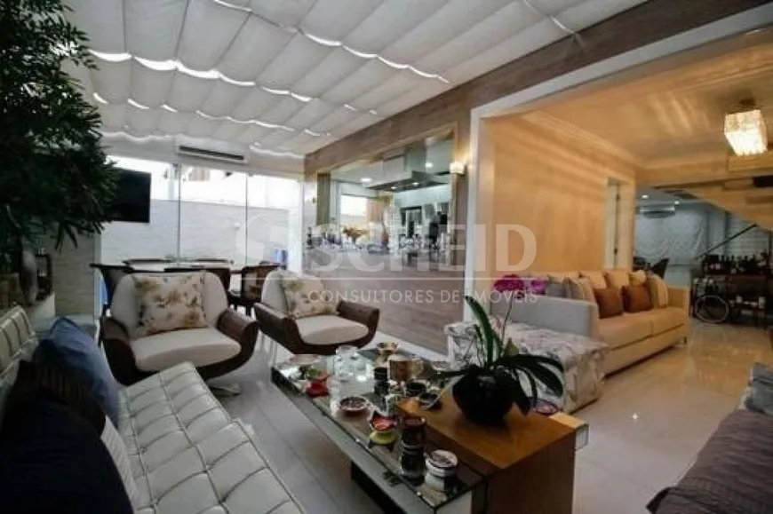 Foto 1 de Casa de Condomínio com 4 Quartos à venda, 271m² em Brooklin, São Paulo