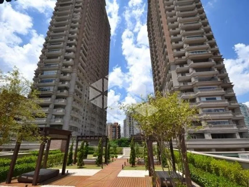 Foto 1 de Apartamento com 4 Quartos à venda, 501m² em Jardim Europa, São Paulo