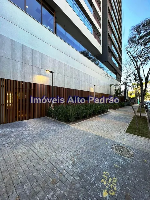 Foto 1 de Apartamento com 3 Quartos à venda, 145m² em Campo Belo, São Paulo