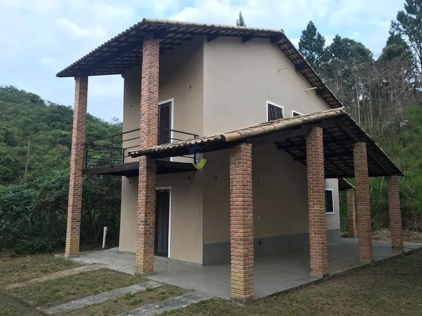 Foto 1 de Casa de Condomínio com 2 Quartos à venda, 35m² em Vila Benfica, Itatiaia