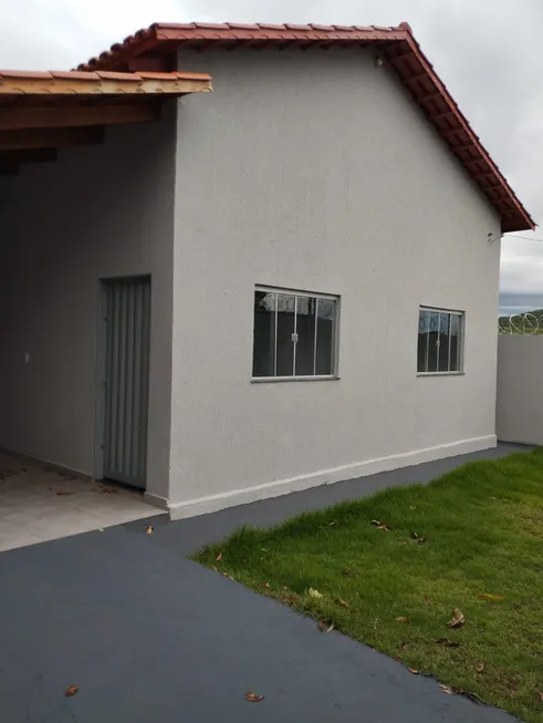 Foto 1 de Casa com 2 Quartos à venda, 369m² em Jardim Real, Goiânia