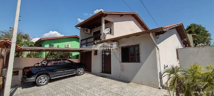 Foto 1 de Casa com 2 Quartos à venda, 181m² em Tarumã, Viamão