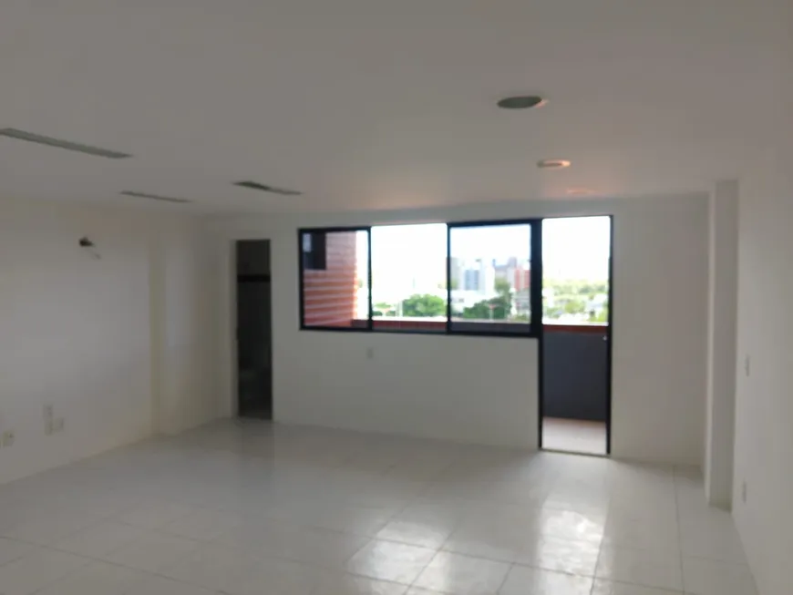 Foto 1 de Sala Comercial para alugar, 32m² em Edson Queiroz, Fortaleza