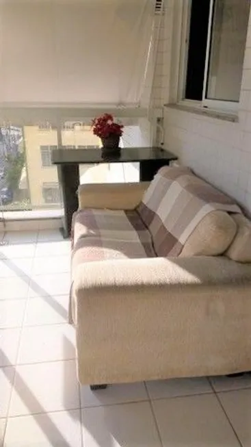 Foto 1 de Apartamento com 3 Quartos à venda, 98m² em Icaraí, Niterói