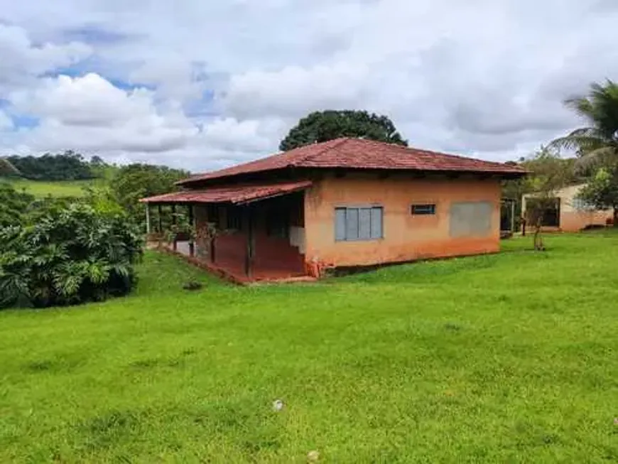 Foto 1 de Fazenda/Sítio com 2 Quartos à venda, 250m² em Zona Rural, Goianápolis