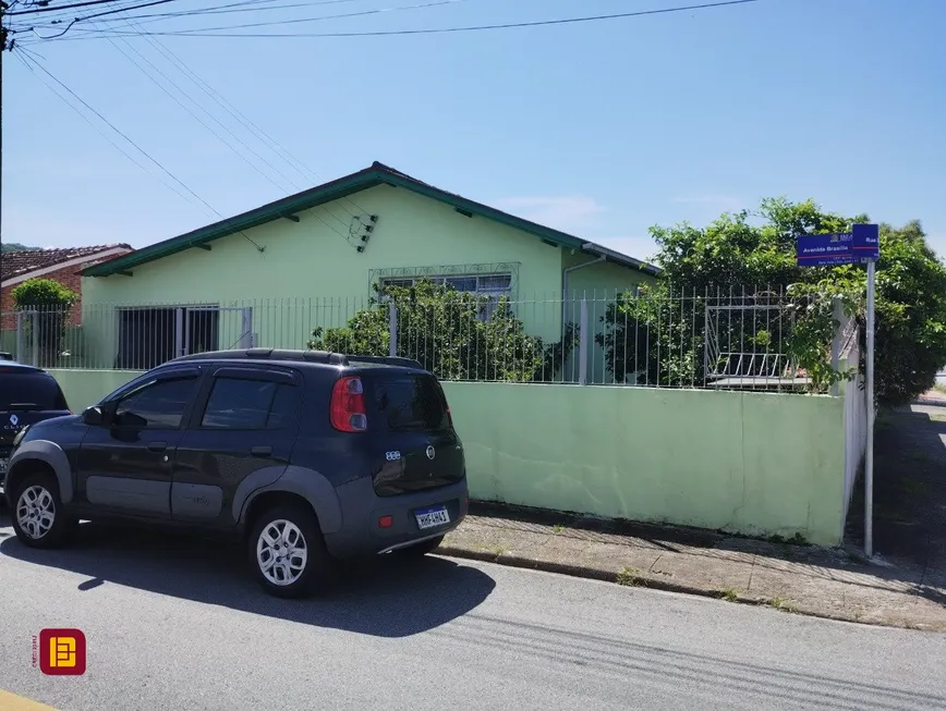 Foto 1 de Casa com 3 Quartos à venda, 161m² em Bela Vista, São José