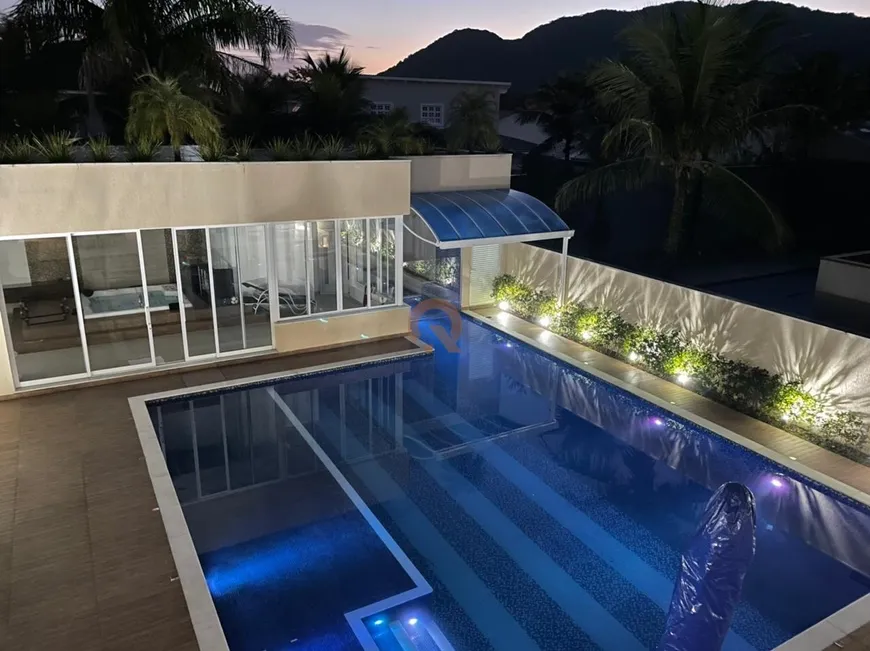 Foto 1 de Casa com 6 Quartos à venda, 882m² em Jardim Acapulco , Guarujá