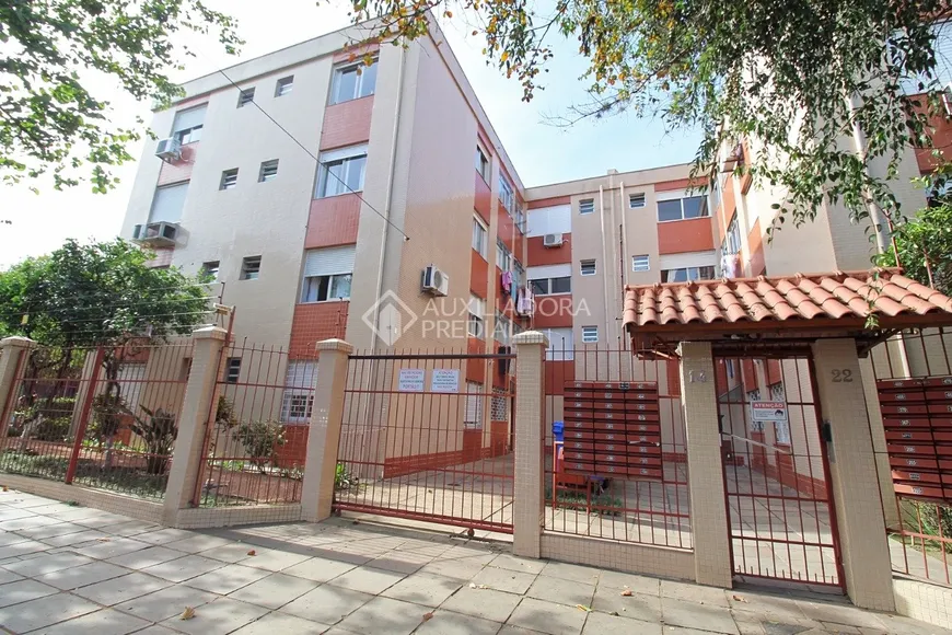 Foto 1 de Apartamento com 1 Quarto à venda, 33m² em Passo da Areia, Porto Alegre