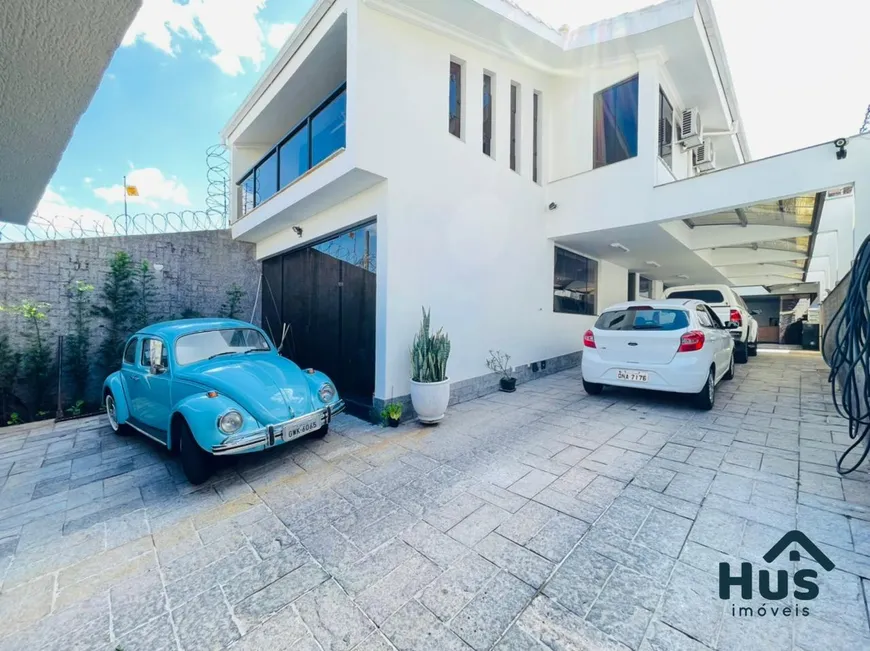 Foto 1 de Casa com 4 Quartos à venda, 300m² em Minaslandia P Maio, Belo Horizonte