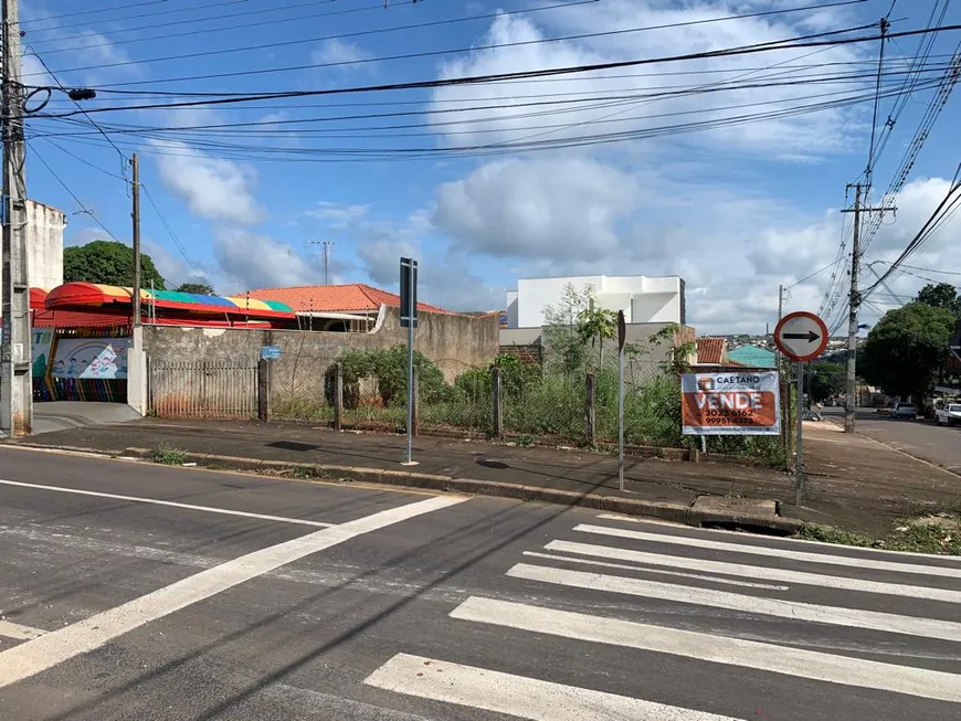 Foto 1 de Lote/Terreno à venda, 298m² em Vila Santa Izabel, Maringá
