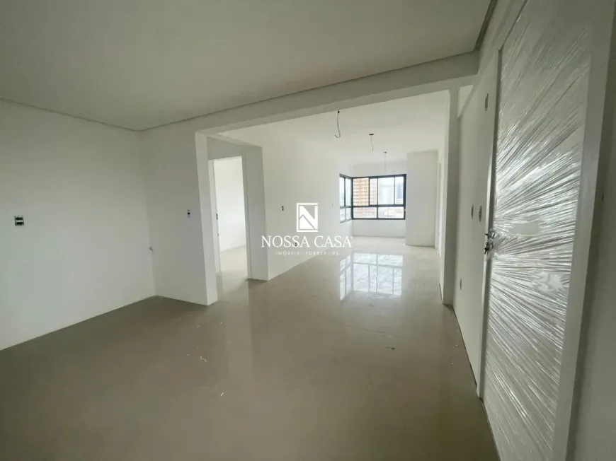 Foto 1 de Apartamento com 2 Quartos à venda, 79m² em Centro, Torres