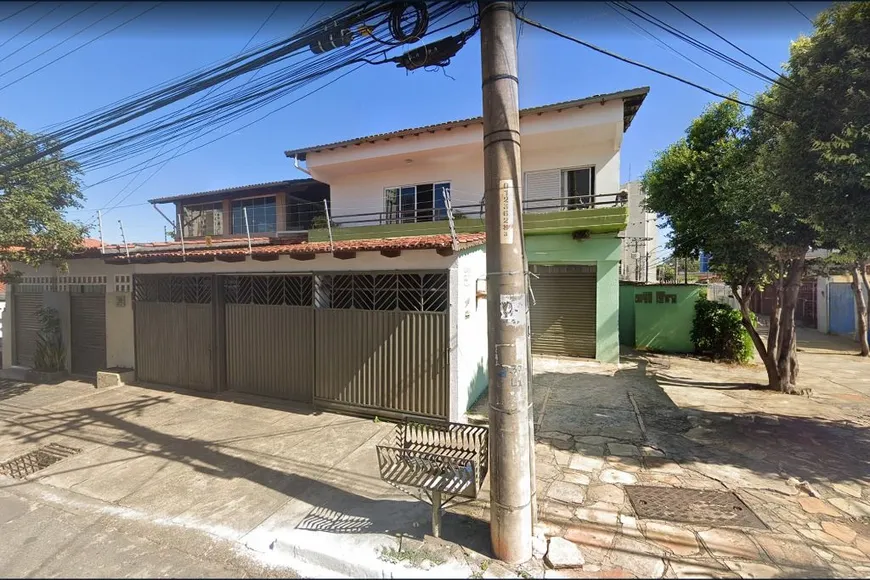 Foto 1 de Imóvel Comercial com 4 Quartos à venda, 395m² em Setor Central, Goiânia