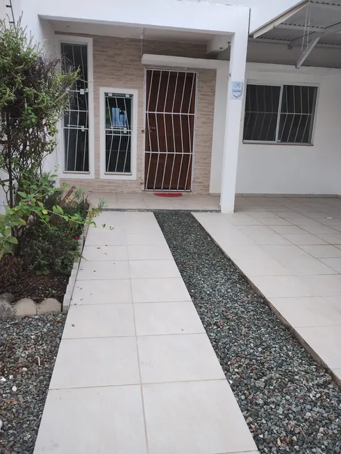 Foto 1 de Casa com 2 Quartos à venda, 60m² em Itacolomi, Balneário Piçarras