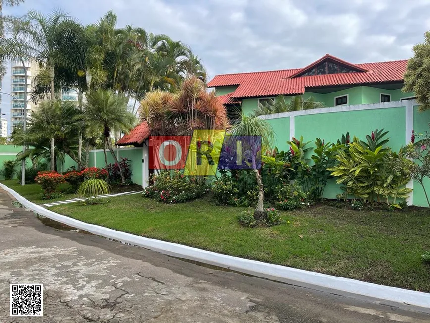 Foto 1 de Casa de Condomínio com 4 Quartos à venda, 450m² em Barra da Tijuca, Rio de Janeiro