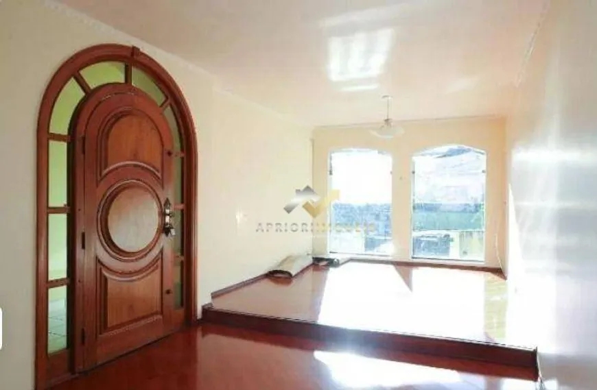 Foto 1 de Sobrado com 3 Quartos para venda ou aluguel, 272m² em Paraiso, Santo André
