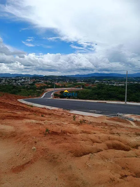 Foto 1 de Lote/Terreno à venda, 1000m² em Santa Fé, Betim