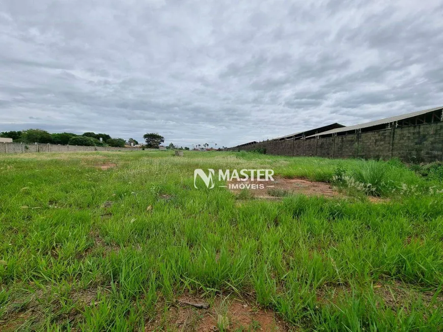 Foto 1 de Lote/Terreno à venda, 23000m² em Distrito Industrial, Marília
