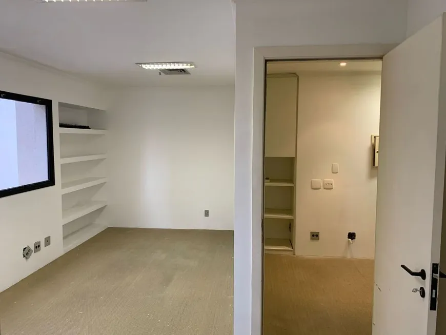 Foto 1 de Imóvel Comercial com 1 Quarto para alugar, 34m² em Itaim Bibi, São Paulo