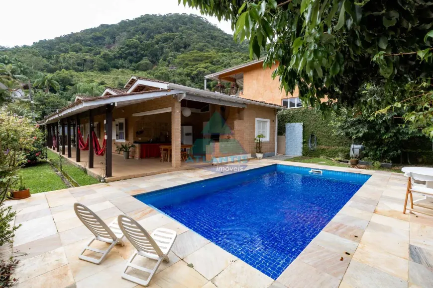 Foto 1 de Casa com 4 Quartos à venda, 600m² em Lagoinha, Ubatuba