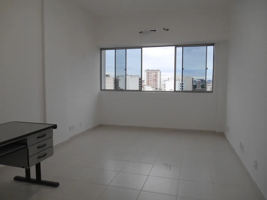 Foto 1 de Sala Comercial para alugar, 33m² em Vila Isabel, Rio de Janeiro