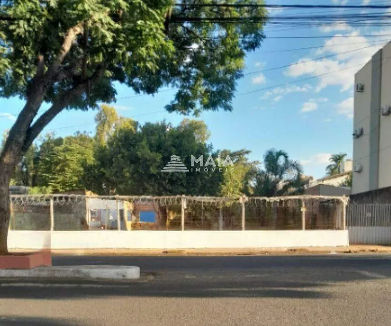 Foto 1 de Lote/Terreno à venda, 2740m² em Mercês, Uberaba