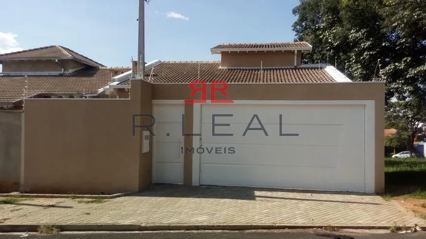 Foto 1 de Casa com 3 Quartos à venda, 263m² em Vila Pacífico, Bauru