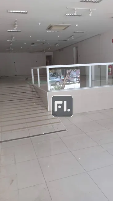 Foto 1 de Ponto Comercial para alugar, 500m² em Itaim Bibi, São Paulo