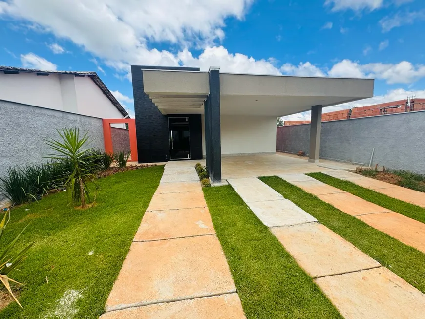 Foto 1 de Casa de Condomínio com 3 Quartos à venda, 215m² em Condominio Cedro, Lagoa Santa
