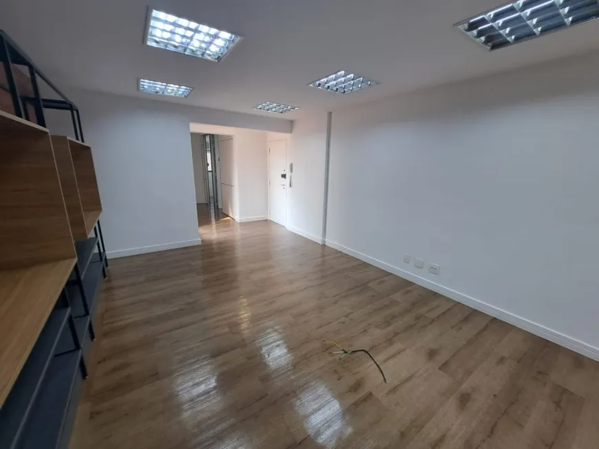 Foto 1 de Sala Comercial para alugar, 120m² em Vila Olímpia, São Paulo