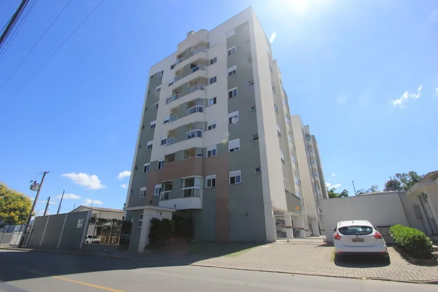 Foto 1 de Apartamento com 3 Quartos para alugar, 71m² em Santo Antônio, Joinville