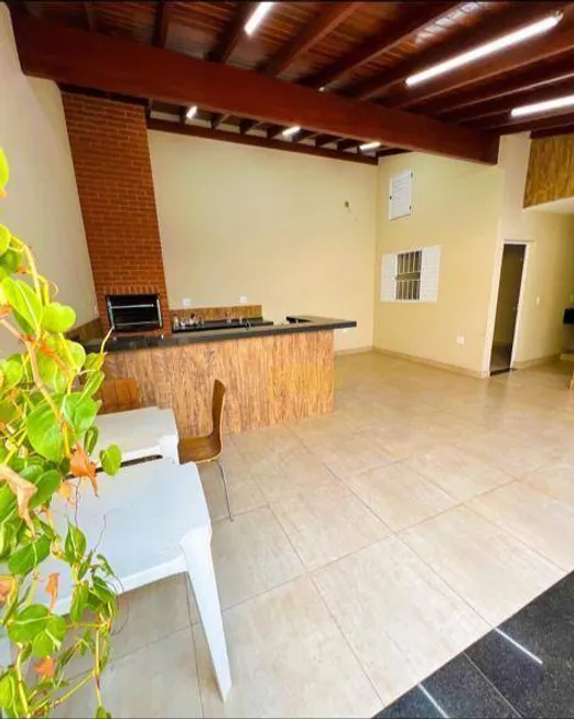 Foto 1 de Casa com 2 Quartos à venda, 100m² em Jardim Primavera, Rio Claro