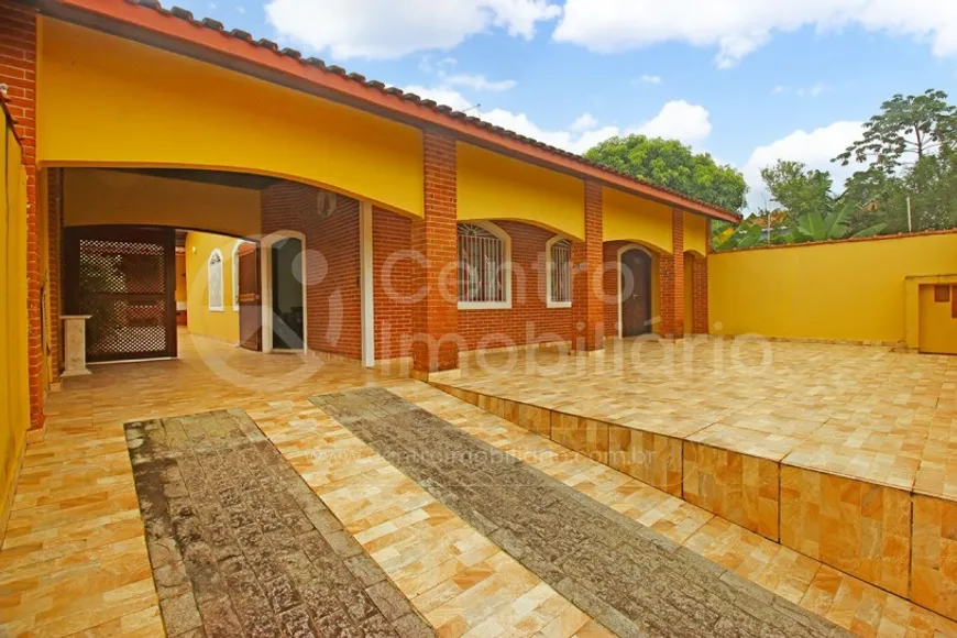 Foto 1 de Casa com 3 Quartos à venda, 192m² em Balneario Florida , Peruíbe