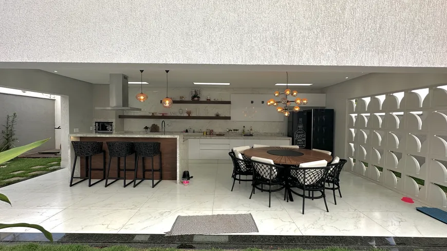 Foto 1 de Casa de Condomínio com 3 Quartos à venda, 250m² em Residencial Vale Verde, Senador Canedo