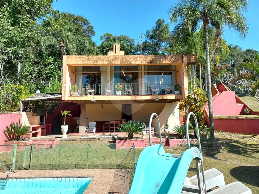 Foto 1 de Casa de Condomínio com 3 Quartos à venda, 390m² em Serra da Cantareira, Mairiporã