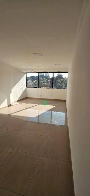 Foto 1 de Sala Comercial para venda ou aluguel, 28m² em Vila Suzana, São Paulo